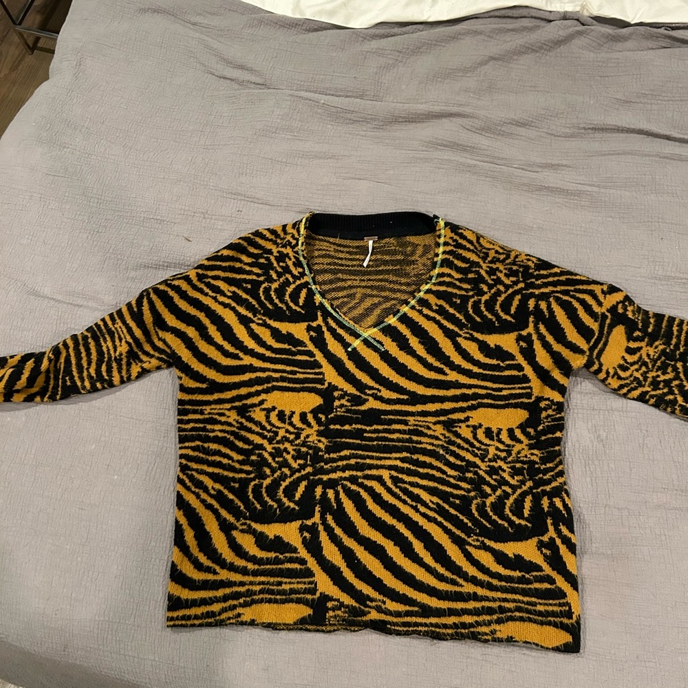 Free People cute and cozy sweater